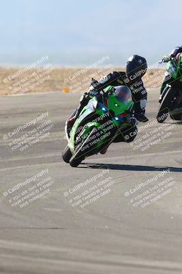 media/Jan-14-2024-SoCal Trackdays (Sun) [[2e55ec21a6]]/Turns 9 and 8 (10am)/